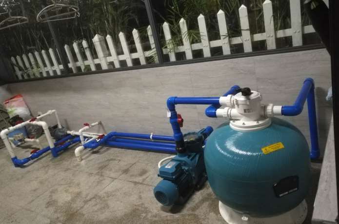 ?？诿酪晞e墅B3棟魚池過濾設(shè)備安裝工程